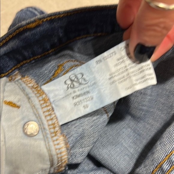 Rock & Republic Dark Blue Jean Shorts - Picture 3 of 9